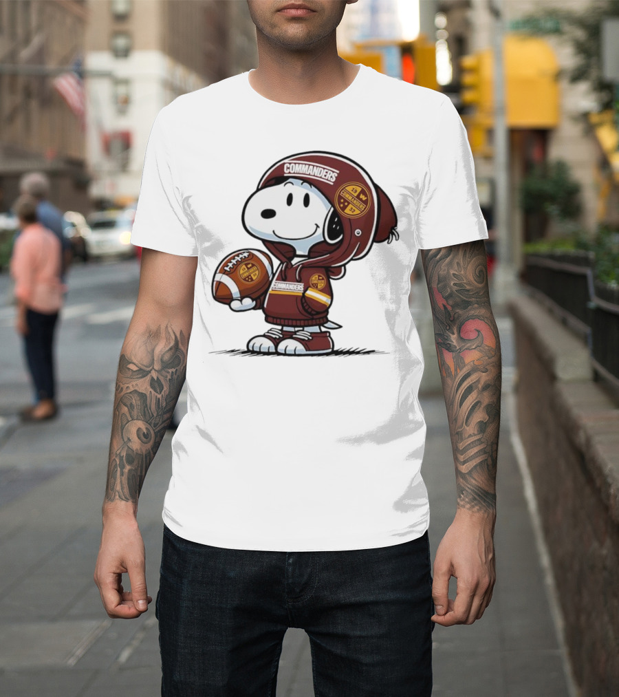 Snoopy In Commanders With Football Washington 1932 W T-Shirt