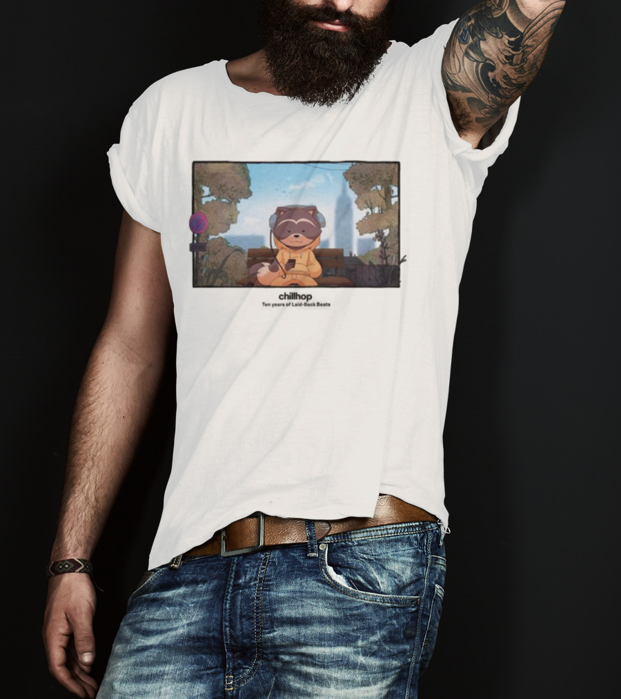 10 Years Of Chillhop Raccoon Listening To Music In Park T-Shirt