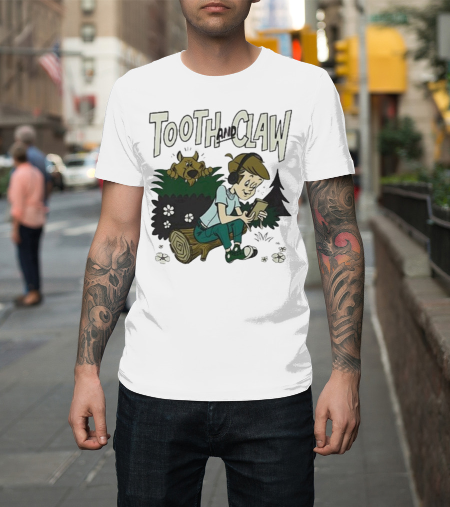 Tooth And Claw Podcast Don’t Look Behind You Headphones Listening Cartoon Dog Forest Scene T-Shirt