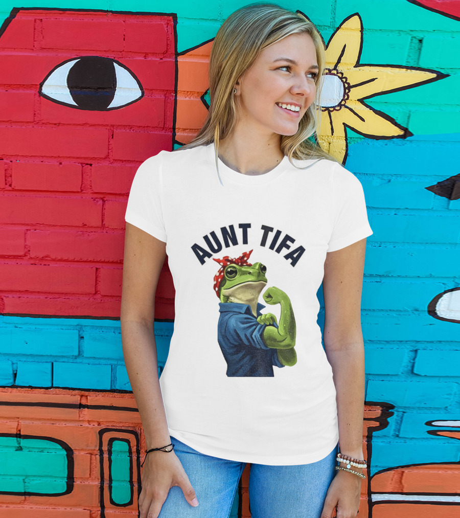 Aunt Tifa Rosie The Riveter Frog Meme Resist T-Shirt