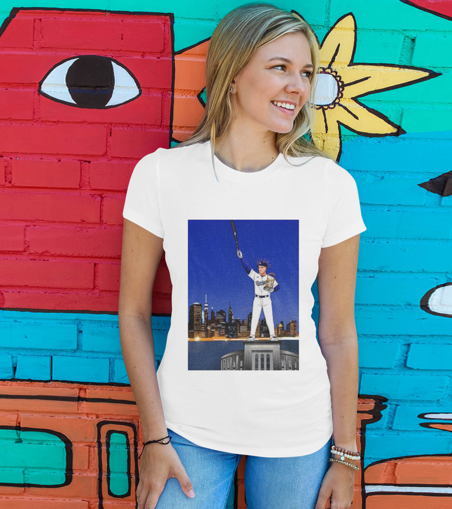 Freddie Freeman Dodgers Statue Of Liberty New York Skyline 2024 MVP T-Shirt