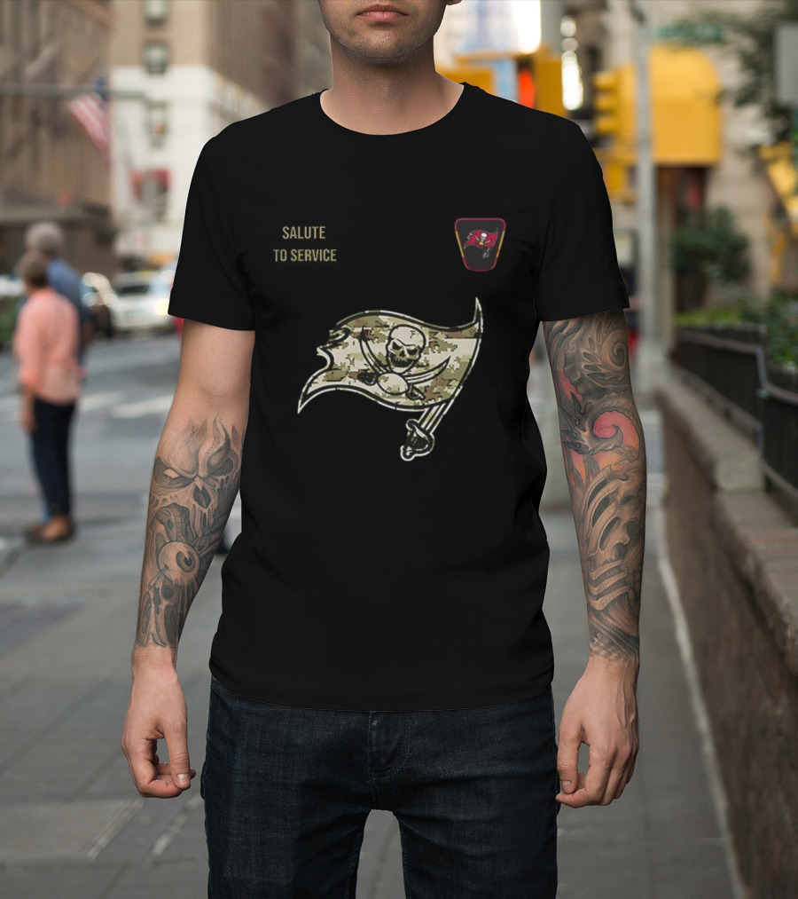 Tampa Bay Buccaneers Salute To Service 2025 Camouflage Flag T-Shirt