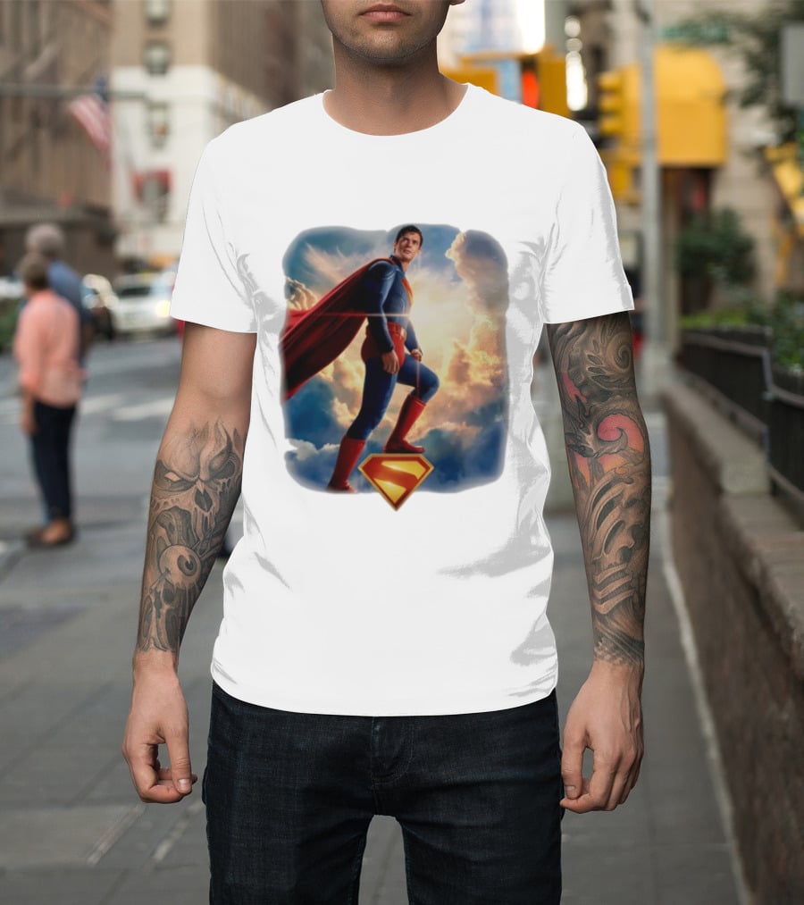 Superman 2025 Faded Standing Iconic Cape And Emblem T-Shirt