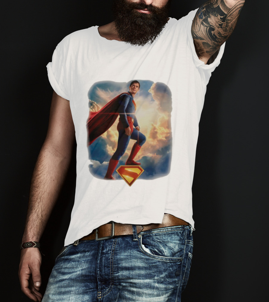 Superman 2025 Faded Standing Iconic Cape And Emblem T-Shirt