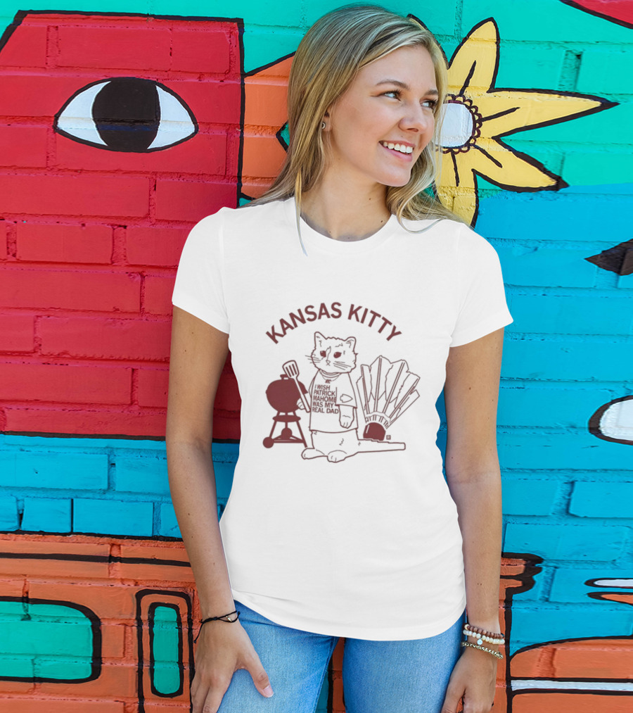 Kansas Kitty I Wish Patrick Mahomes Was My Real Dad Cat BBQ Grill Fan T-Shirt