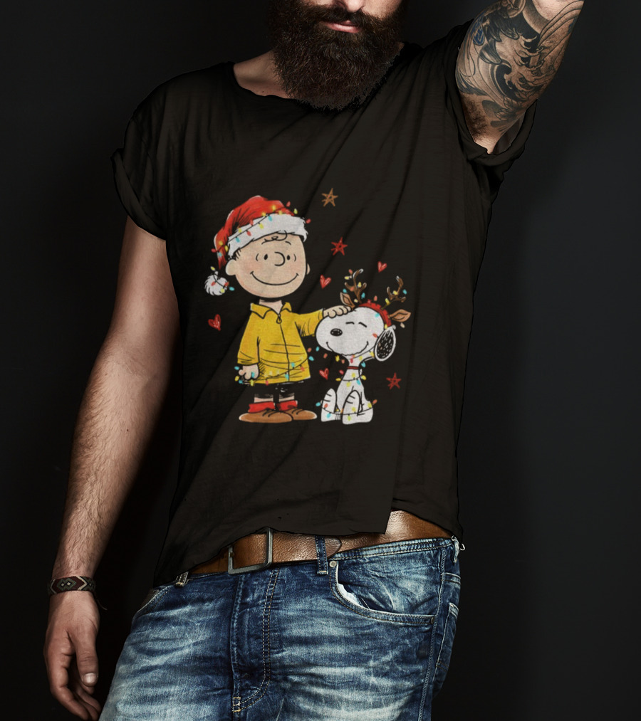 Charlie Brown Snoopy Santa Hat Merry Christmas Reindeer Holiday Lights T-Shirt