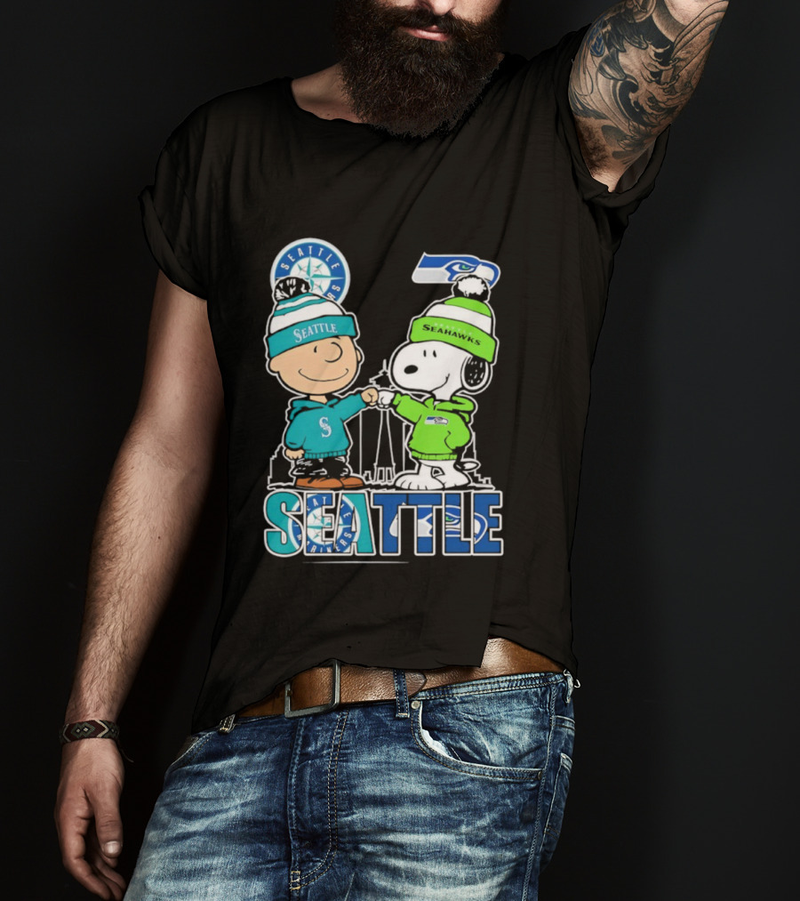Charlie Brown Snoopy Seattle Seahawks Mariners Fist Bump T-Shirt