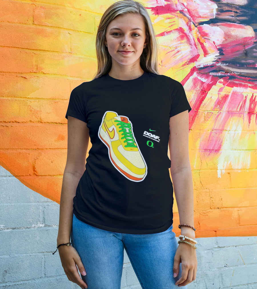 Oregon Ducks DOAF Hatched Heat Nike Sneaker T-Shirt