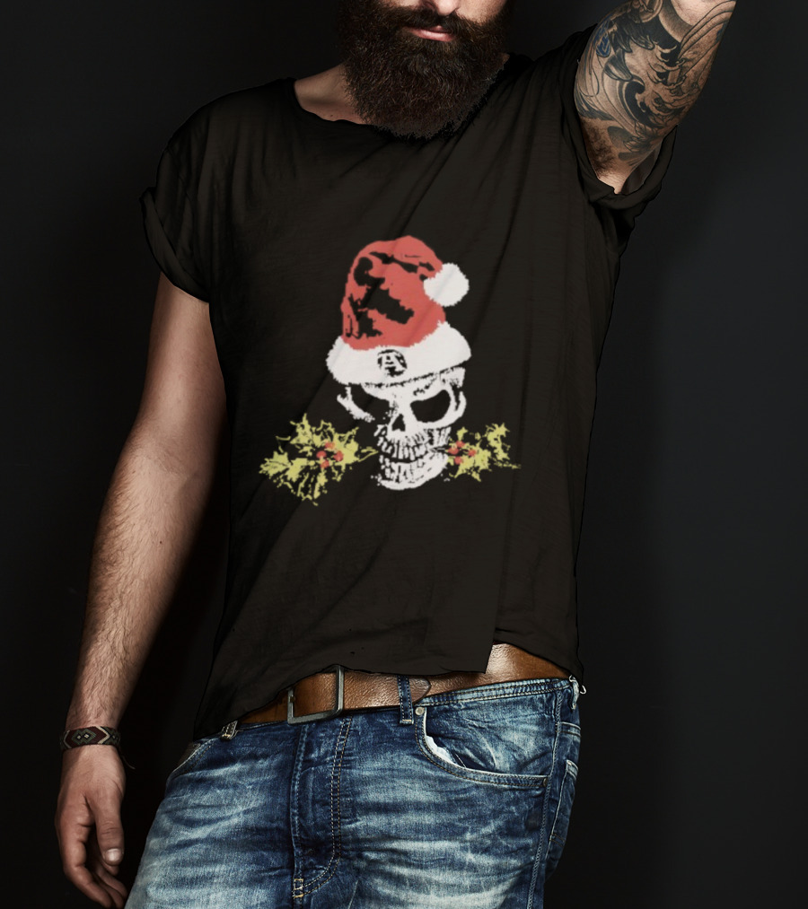 Alchemist Christmas Skull Santa Hat Holly Wreath T-Shirt
