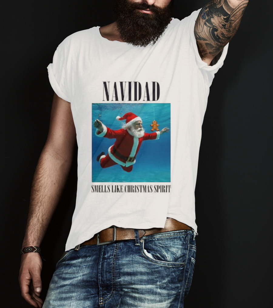 Navidad Santa Claus Underwater Smells Like Christmas Spirit T-Shirt