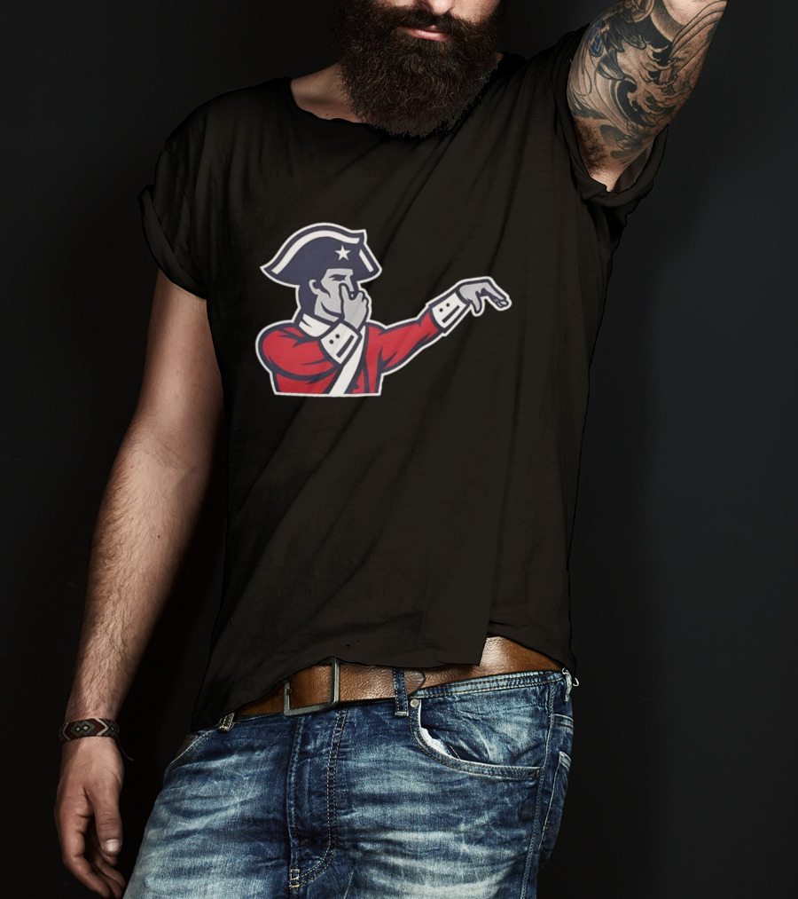 New England Patriots Hold Ya Nose Pat Patriot Gesture T-Shirt
