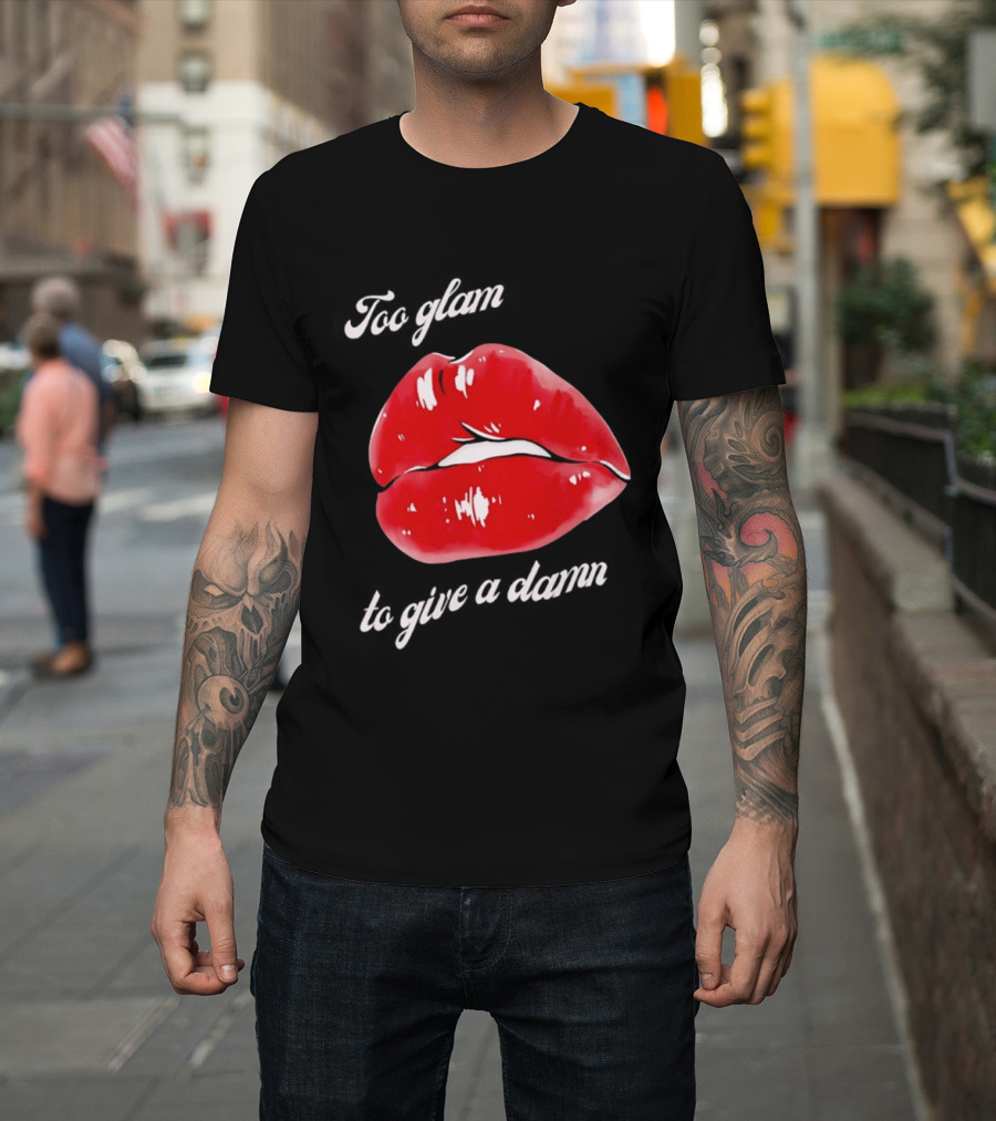 Too Glam Red Lips Attitude T-Shirt