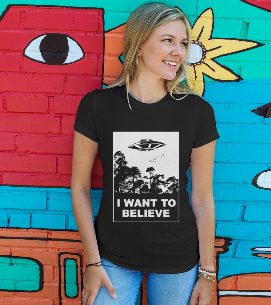 UFO I Want To Believe Flying Saucer Forest T-Shirt