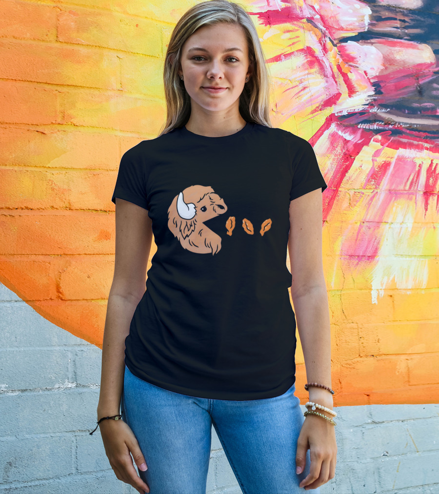 Buffalo Bills Bison Pac Man Chicken Wings Retro 80s Gaming T-Shirt