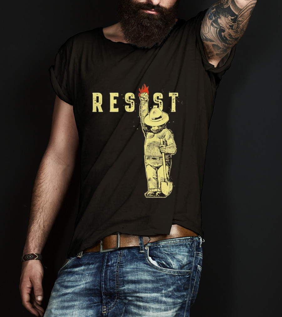 Protect Our National Parks Bear Resist Fist Fire Shovel T-Shirt