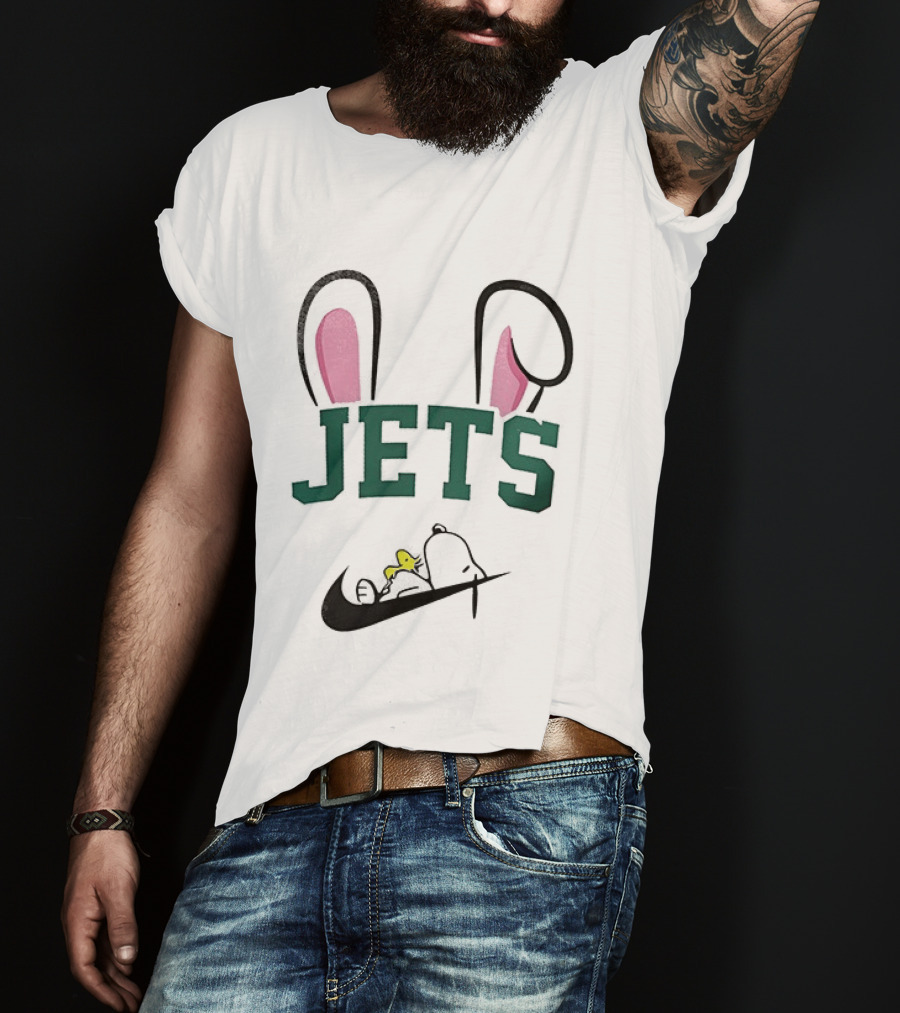 New York Jets Snoopy Peanuts Easter Bunny Ears T-Shirt