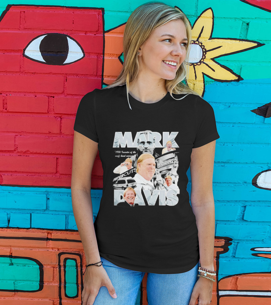 Mark Davis 1986 Inventor Of The Muff Hand Warmer Raiders Monochrome Humor T-Shirt