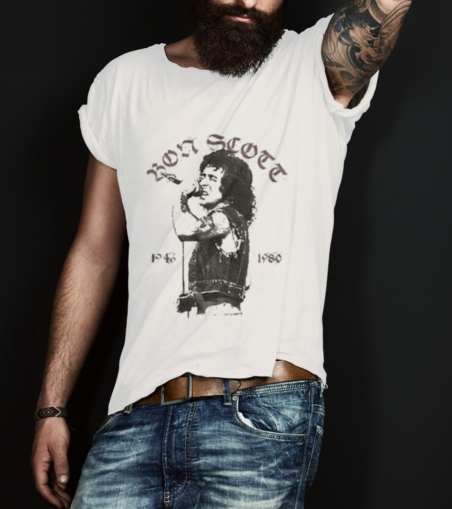 Bon Scott 1946 1980 Vocalist Tribute Memorabilia T-Shirt