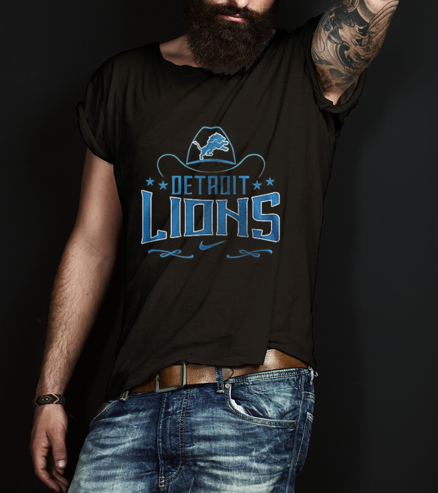 Detroit Lions Never Underestimate Who Is A George Strait Fan T-Shirt