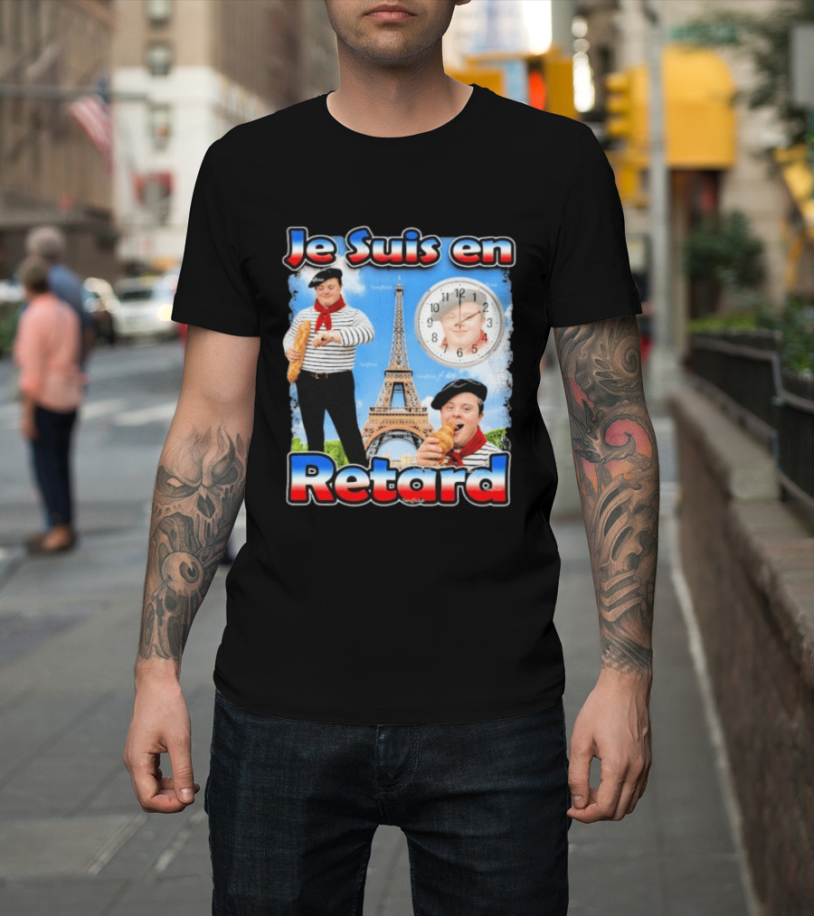 Je Suis En Retard Paris Eiffel Tower Baguette Striped Outfit Motif T-Shirt