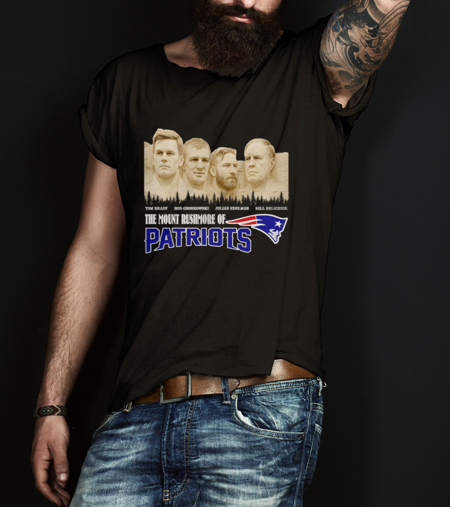 New England Patriots Tom Brady Rob Gronkowski Julian Edelman Bill Belichick Mount Rushmore T-Shirt