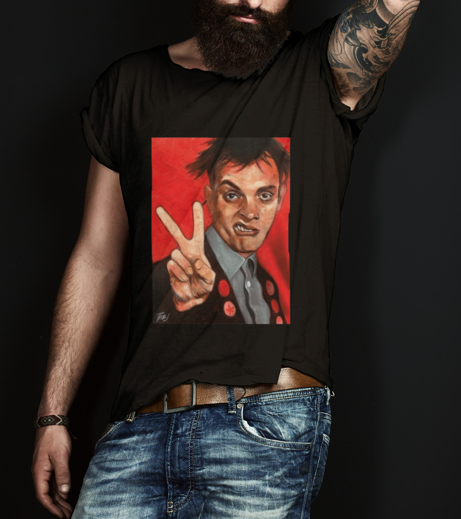 Chris Robinson Vivyan Rick Young Ones Portrait Two Finger Gesture T-Shirt