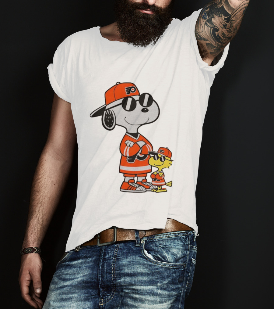 Snoopy Woodstock Philadelphia Flyers NHL Hockey Sunglasses T-Shirt