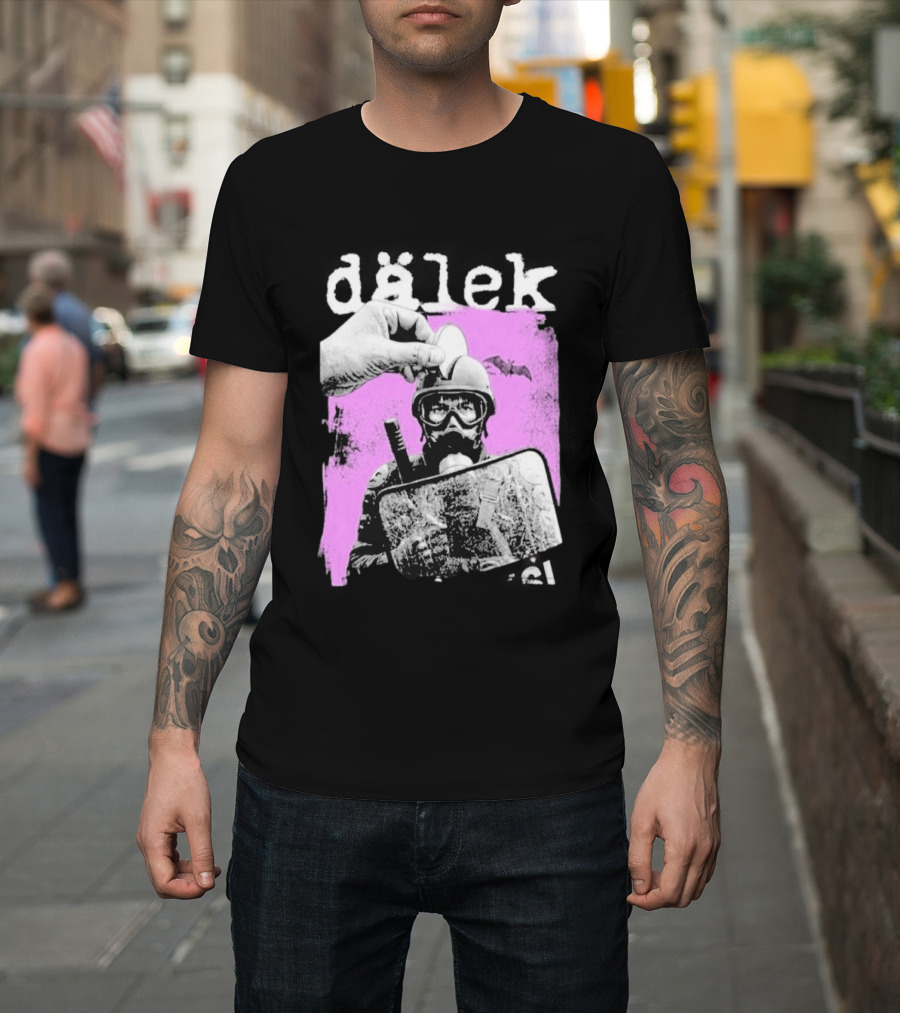 Dalek Brilliance Moon Tour Riot Gear Gas Mask T-Shirt