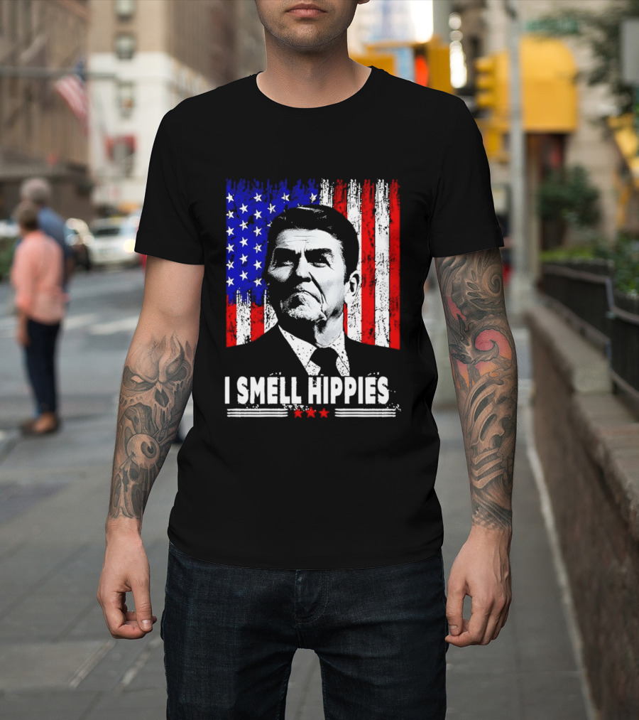 I Smell Hippies Reagan USA Flag Stars And Stripes T-Shirt