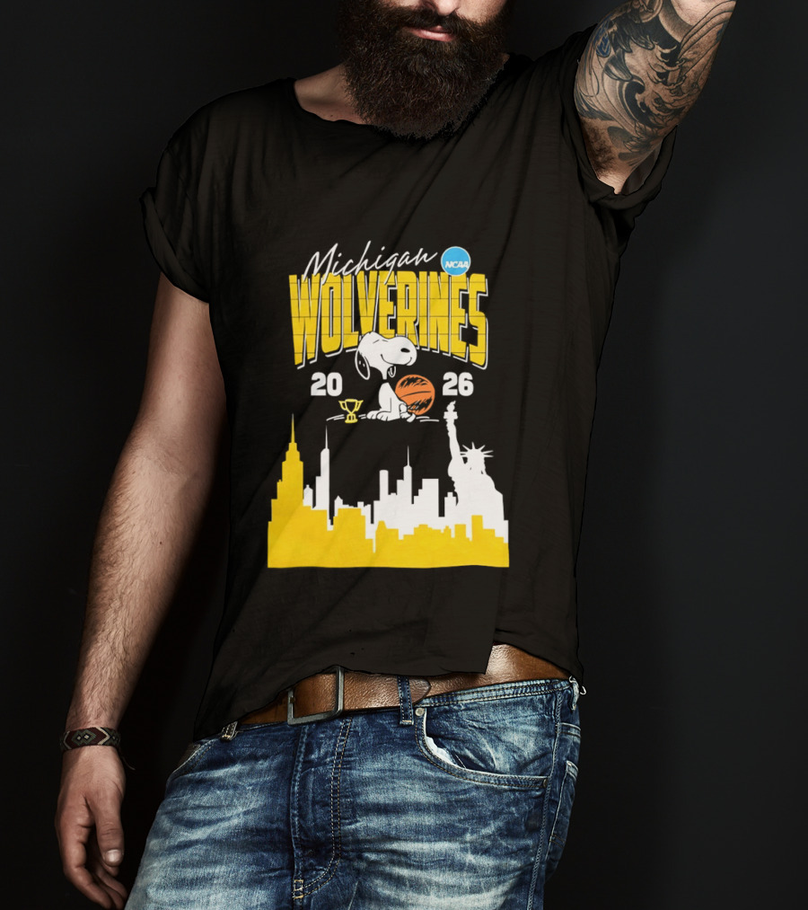 Michigan Wolverines NCAA Basketball Snoopy City Skyline 2026 T-Shirt