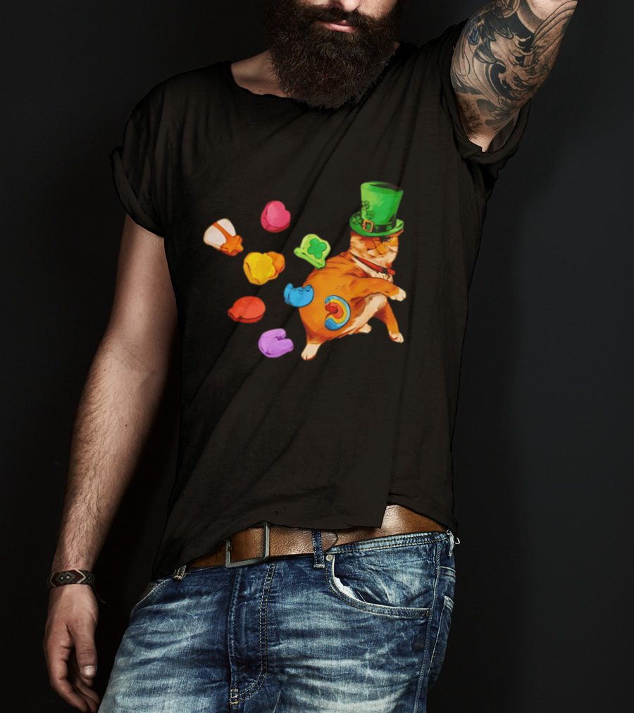 Lucky Cat With Green Clover Hat And Multicolored Elements St Patrick's Day T-Shirt