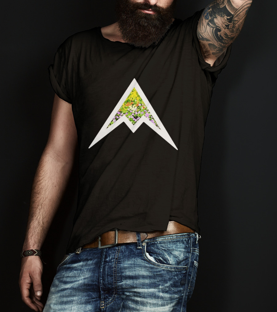 AM Garden Floral Pattern M Shape T-Shirt