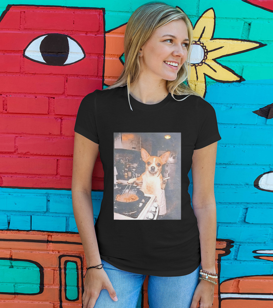 Chihuahua In Apron Cooking While Smoking In Vintage Kitchen Scene T-Shirt