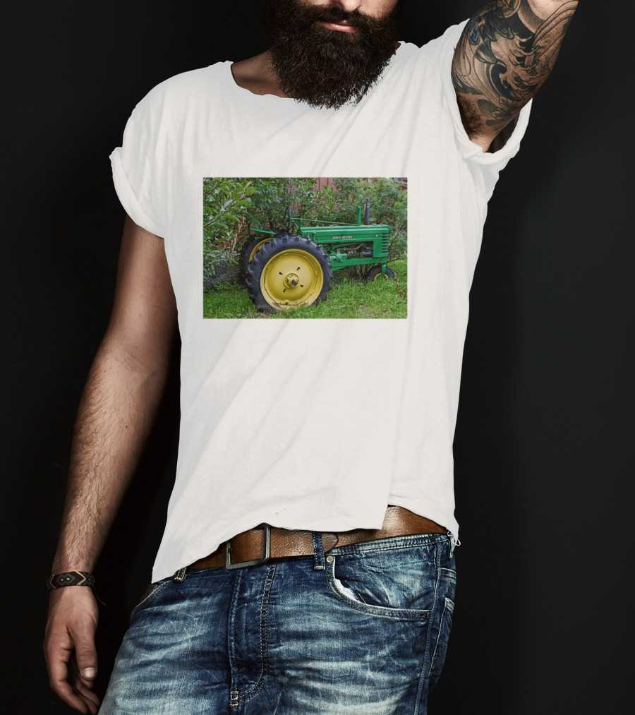 John Deere Model B Tractor Vintage Farming Machinery T-Shirt