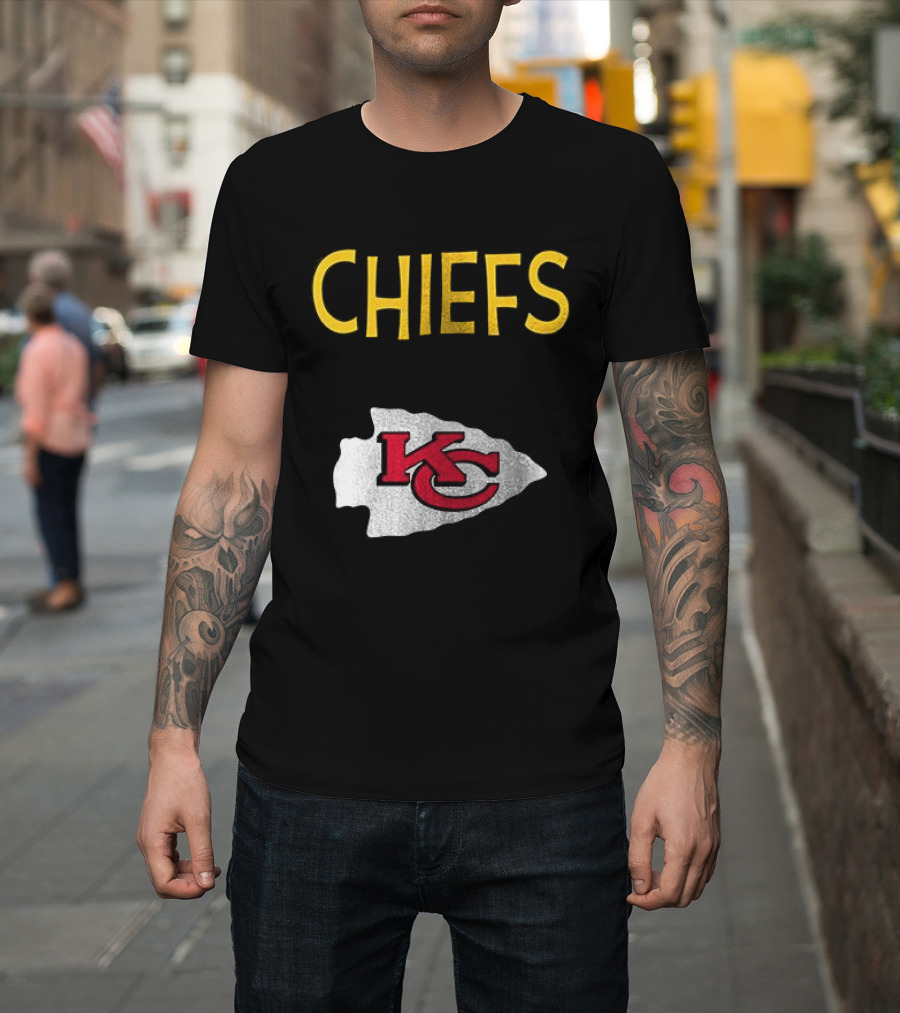 Kansas City Chiefs Peanuts Snoopy Woodstock Go Chiefs Football T-Shirt