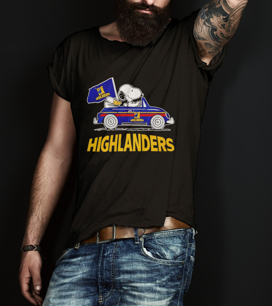 Snoopy And Woodstock Driving Car Cheering Highlanders Rugby T-Shirt