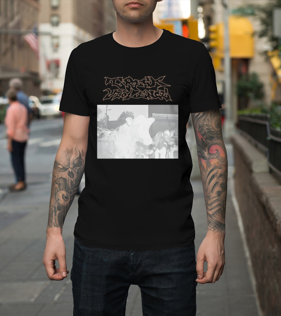 Truck Stop Violence Cow Photo Retro Style Casual Wear T-Shirt