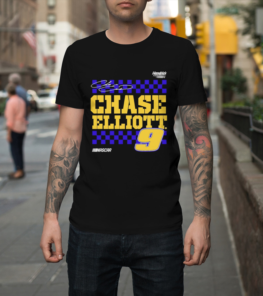 Chase Elliott 9 NASCAR Hendrick Motorsports Vive La Fete Autographed T-Shirt