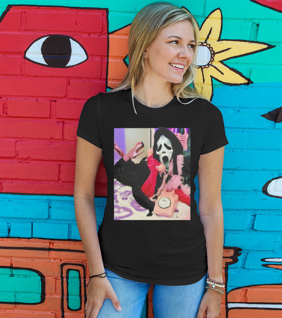 Scream Ghostface Halloween Pink Vintage Telephone Retro Style T-Shirt