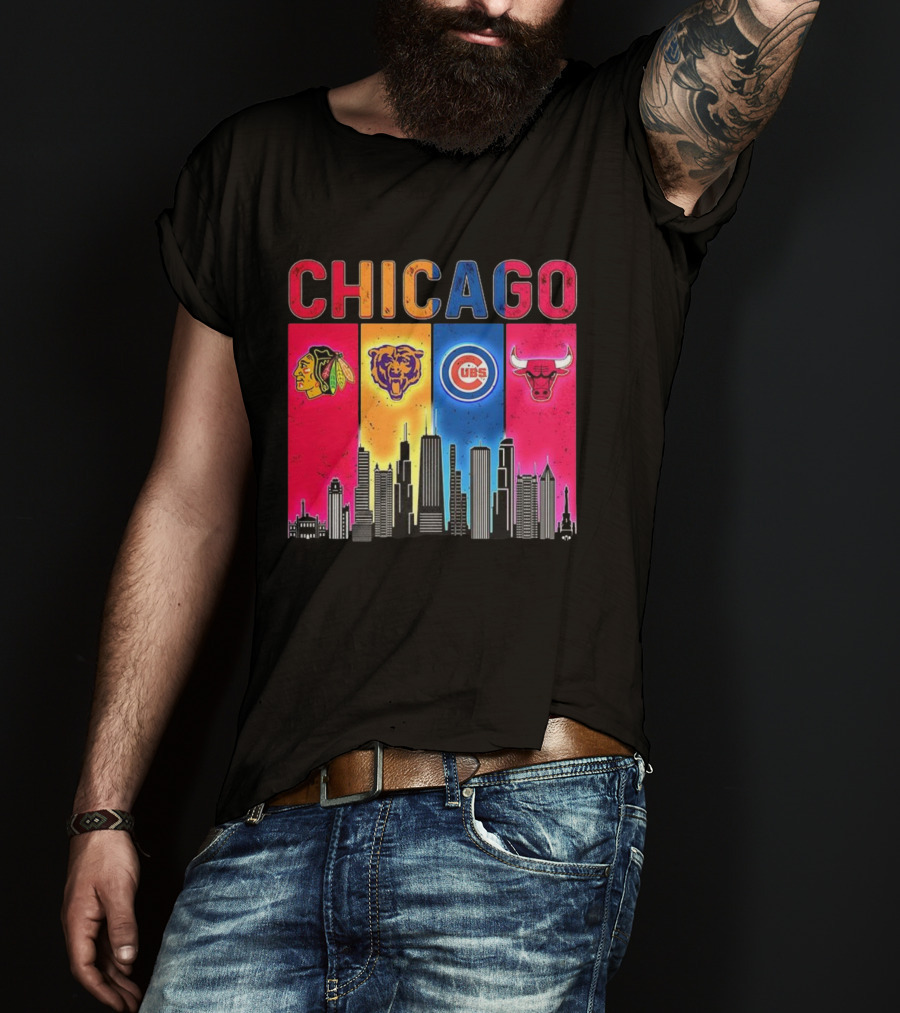 Chicago Blackhawks Bears Cubs Bulls Skyline T-Shirt