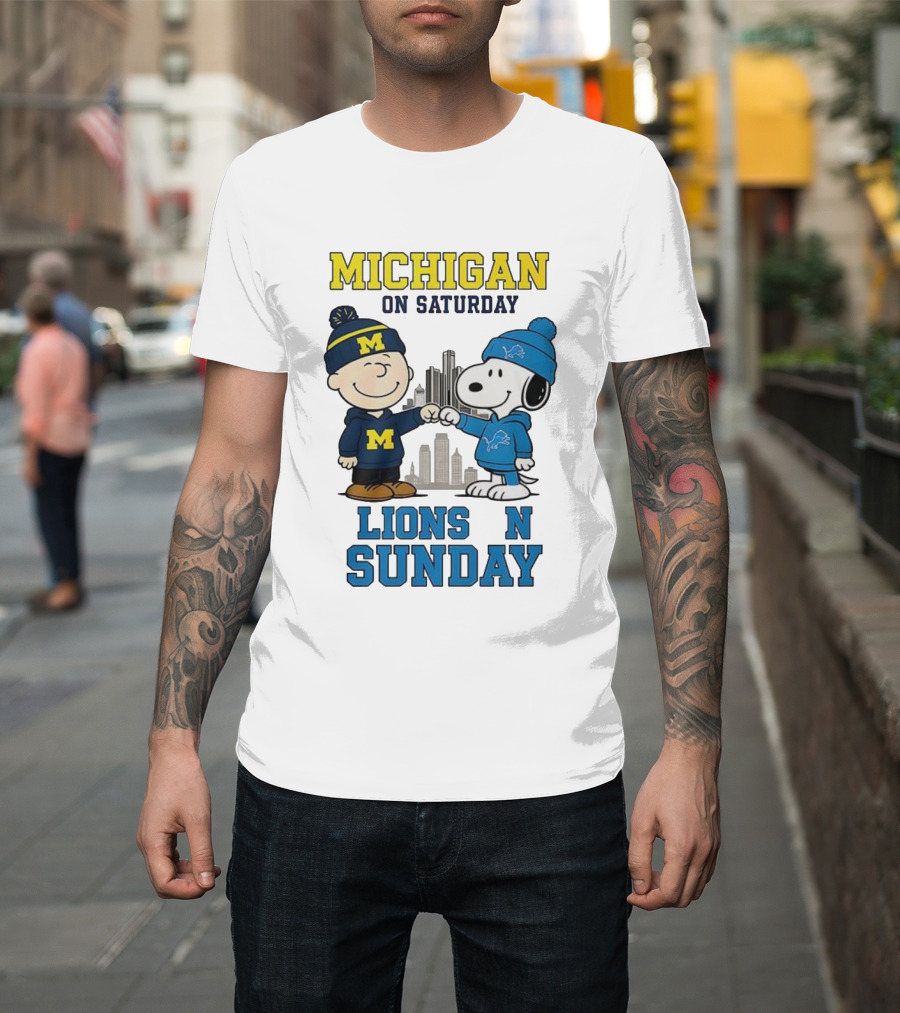 Michigan Wolverines On Saturday Charlie Brown And Snoopy Lions On Sunday T-Shirt