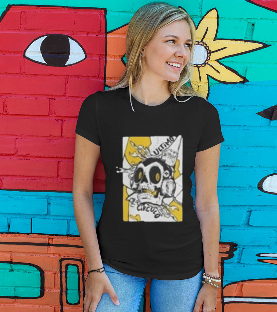 El Ultimo Circulo Legado Ghostcito Skull Headphones Explosion T-Shirt