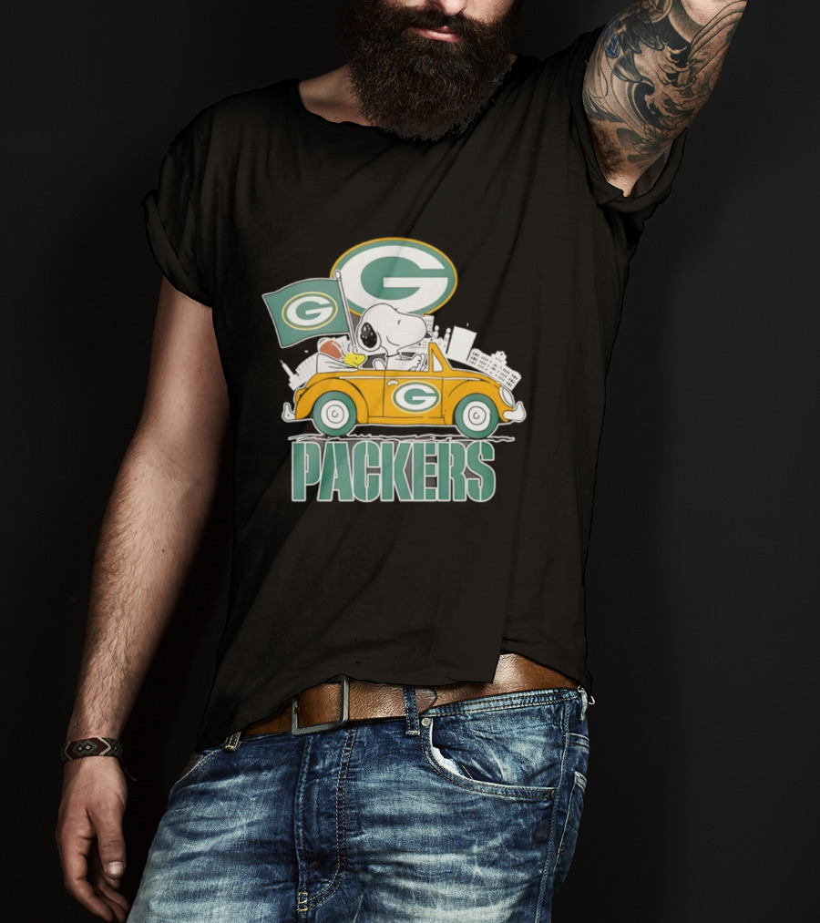 Green Bay Packers Snoopy Woodstock Driving Car Football Fan Art T-Shirt