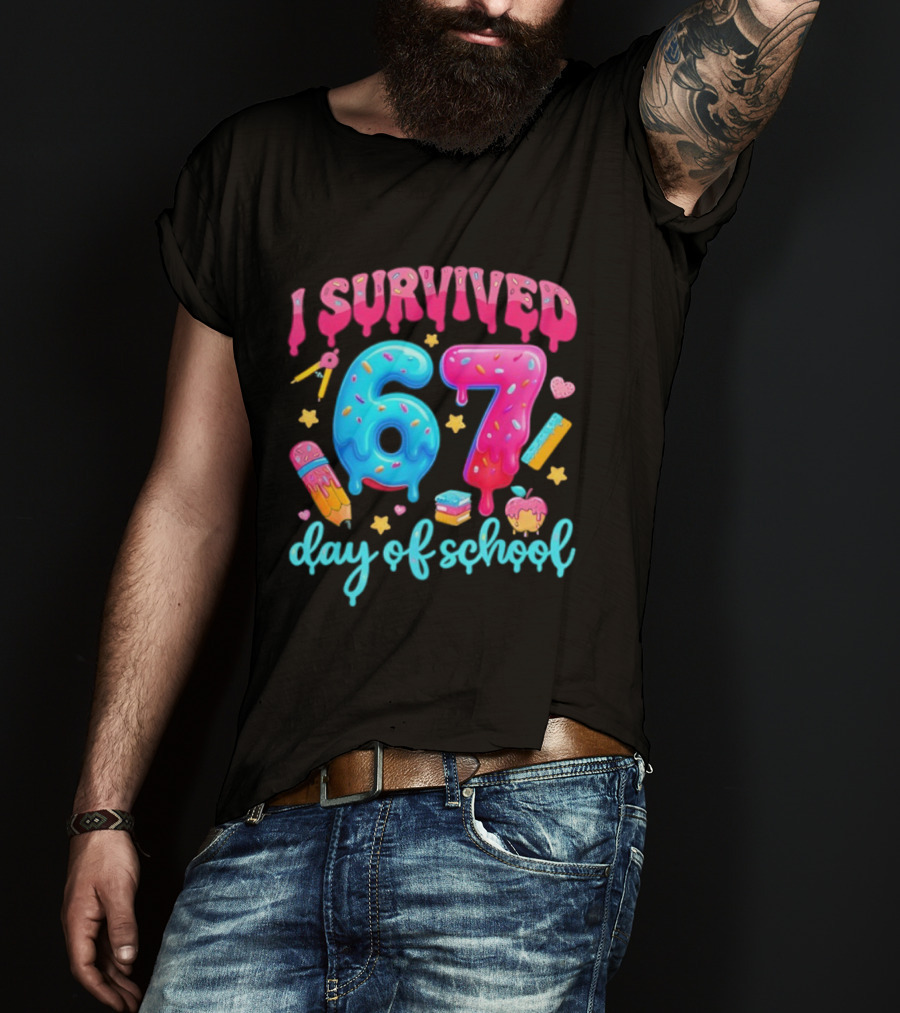 I Survived 67 Days Of School Pencil Cupcake Book Stars Hearts T-Shirt