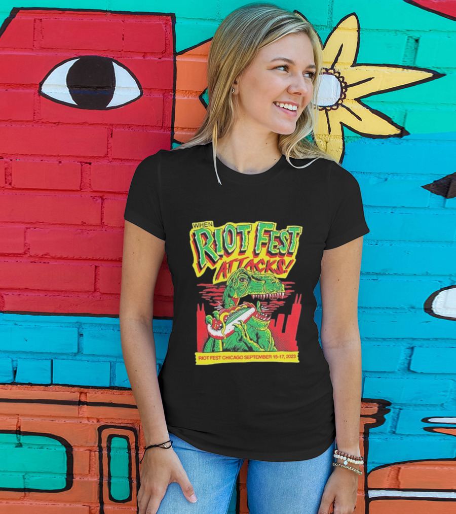When Riot Fest Attacks Chicago September 15-17 2023 Dinosaur Hot Dog Skyline T-Shirt