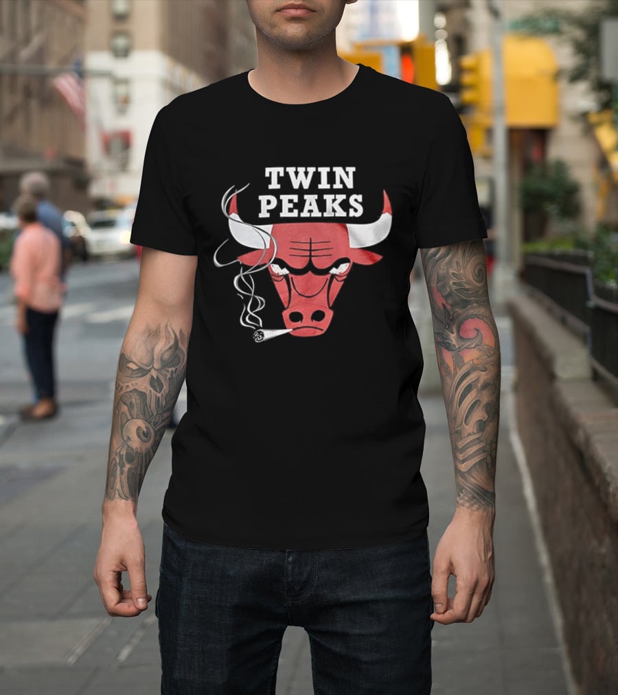 Chicago Bulls Twin Peaks Smoking Bull T-Shirt