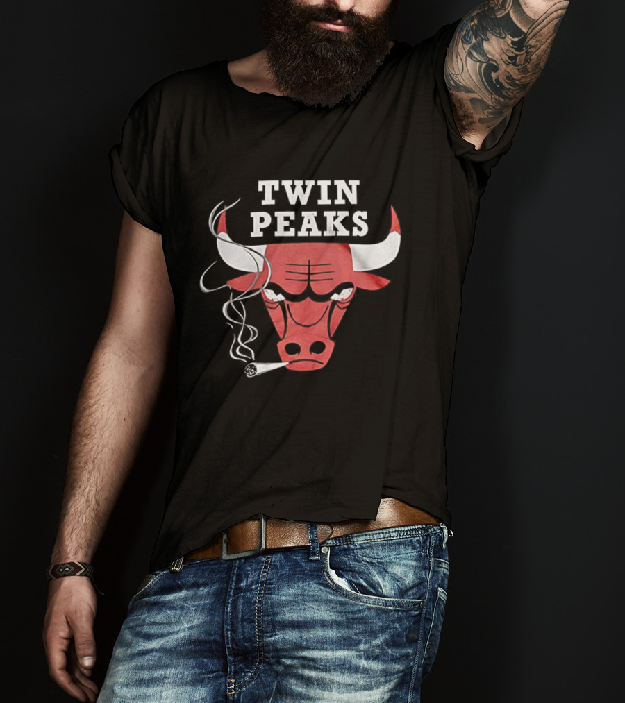 Chicago Bulls Twin Peaks Smoking Bull T-Shirt