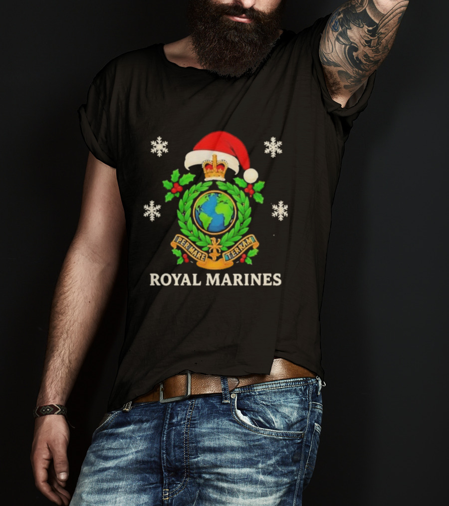 Royal Marines Christmas Per Mare Terram Santa Hat Snowflakes Green Wreath Globe Crest T-Shirt