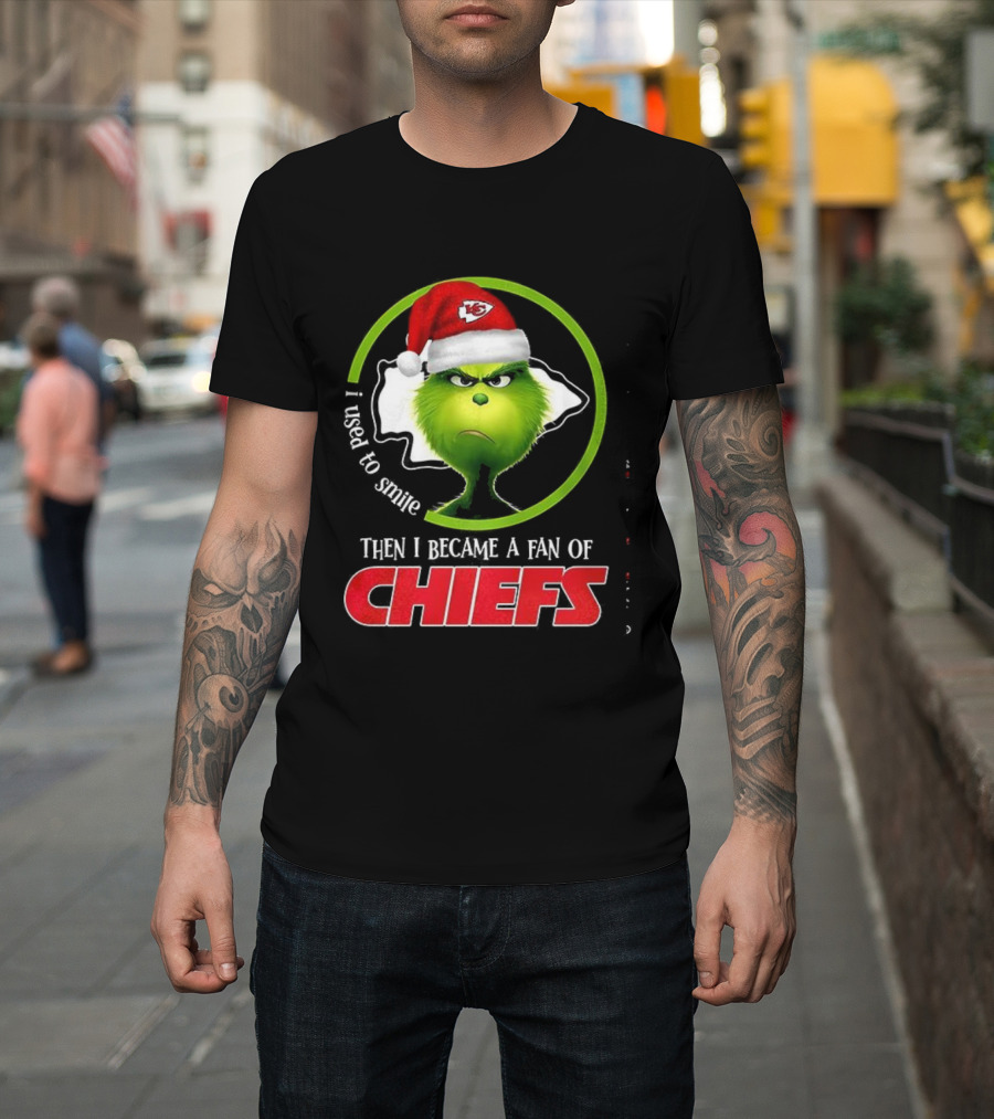 Grinch I Used To Smile Then I Became A Fan Of Chiefs Santa Hat T-Shirt