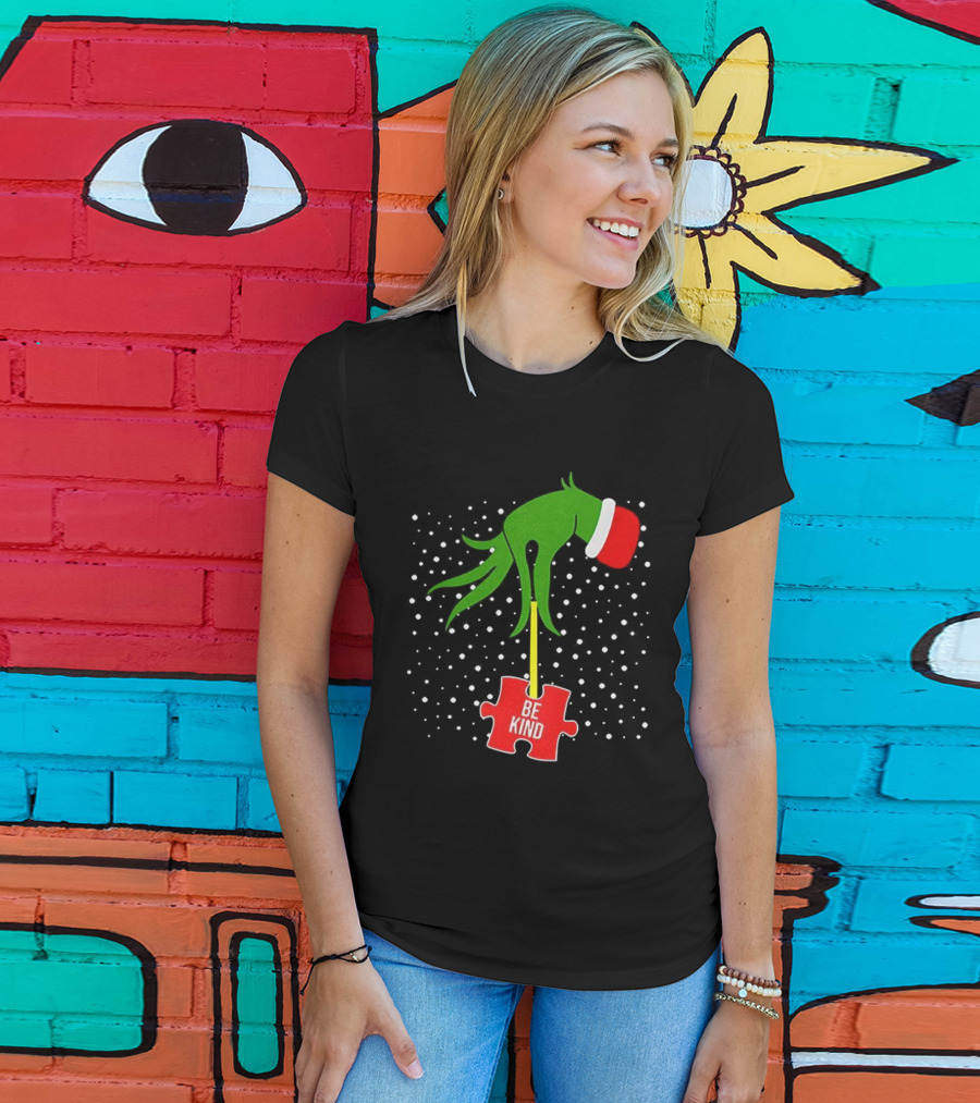 Be Kind Grinch Hand Holding Christmas Autism Awareness Puzzle Piece T-Shirt